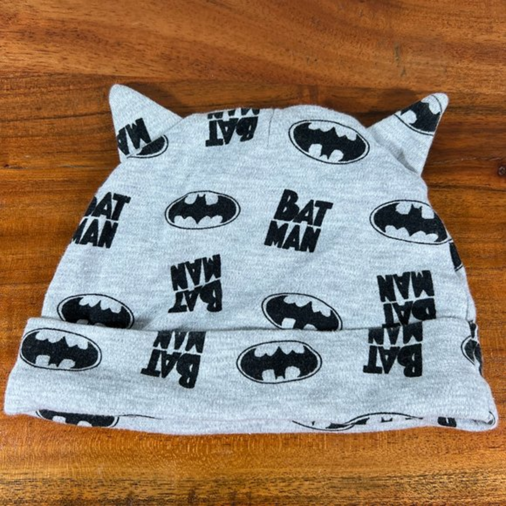 ⭐️4 for 25⭐️ BATMAN Baby Hat in Grey‎ Black (12-18M)